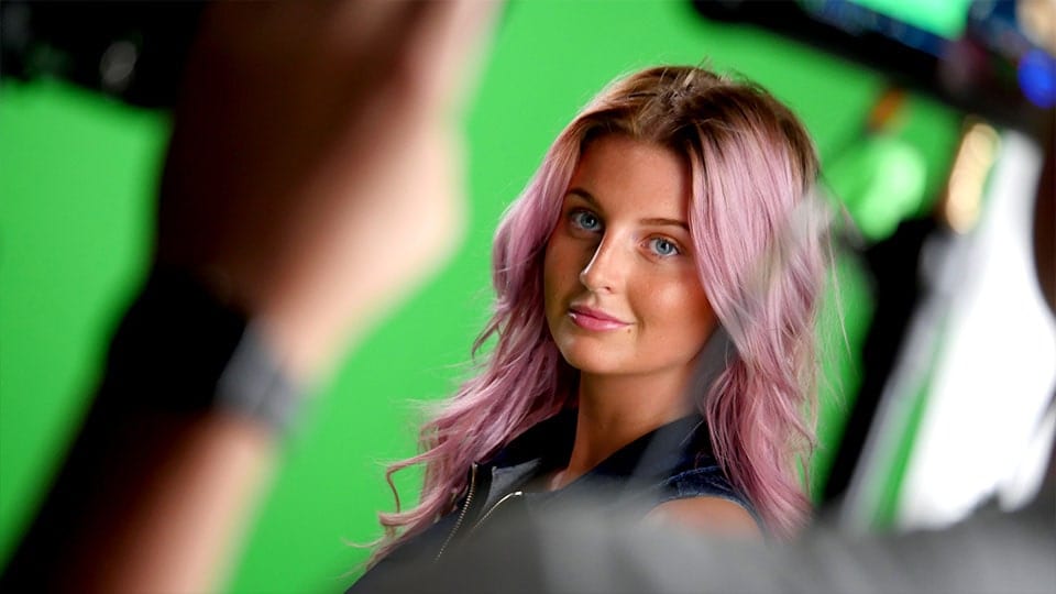 lighting a model against green screen lighting a model against green screen image
