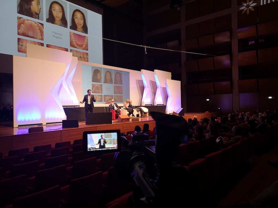 live streaming conferences image